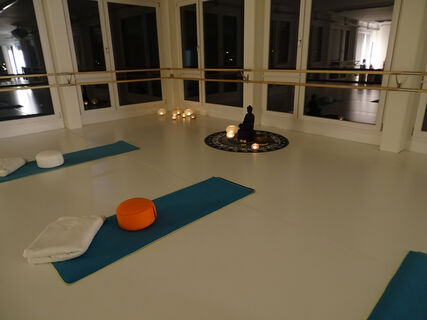 Nisa Center Yin Yoga